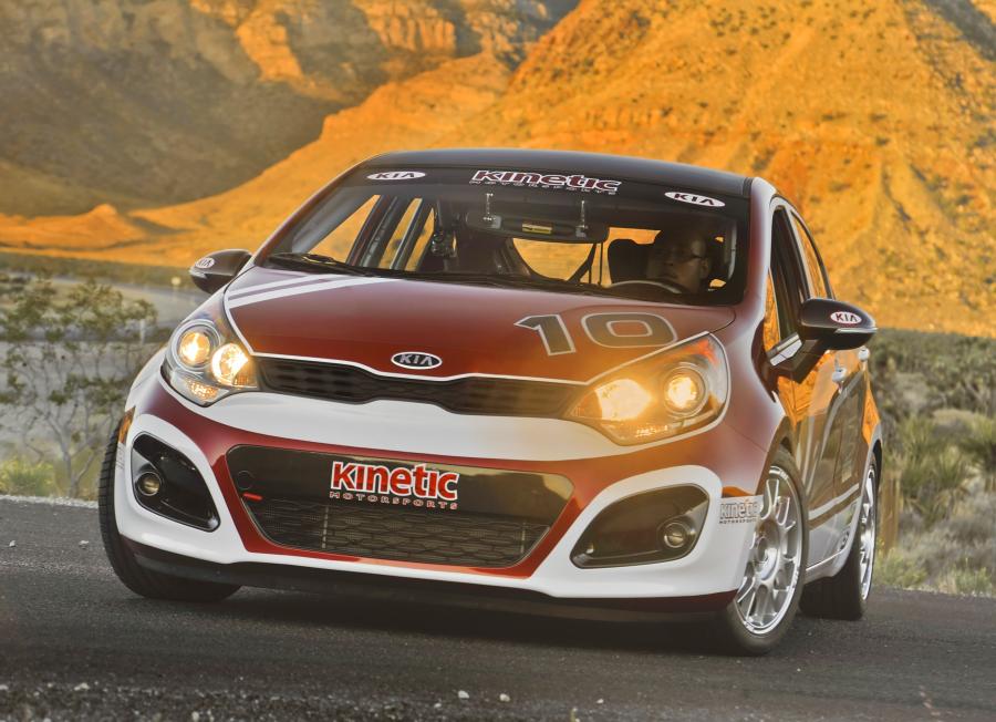  Kia Rio B-Spec Racer 2011 года  (фото 24 из 25)